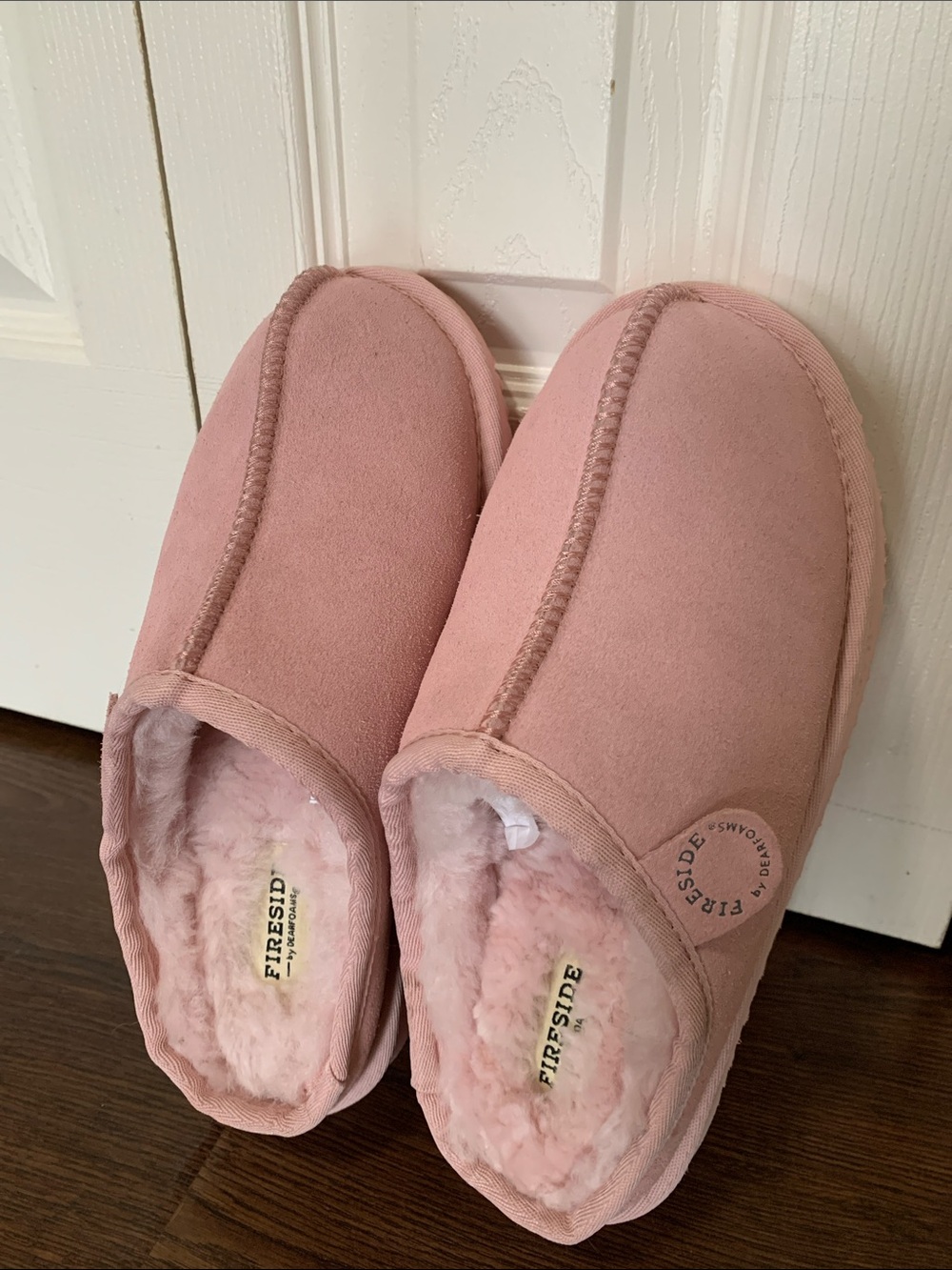 Fireside by Dearfoams Pink Plush Shearling-Lined Slip-On Slippers. Size 8.